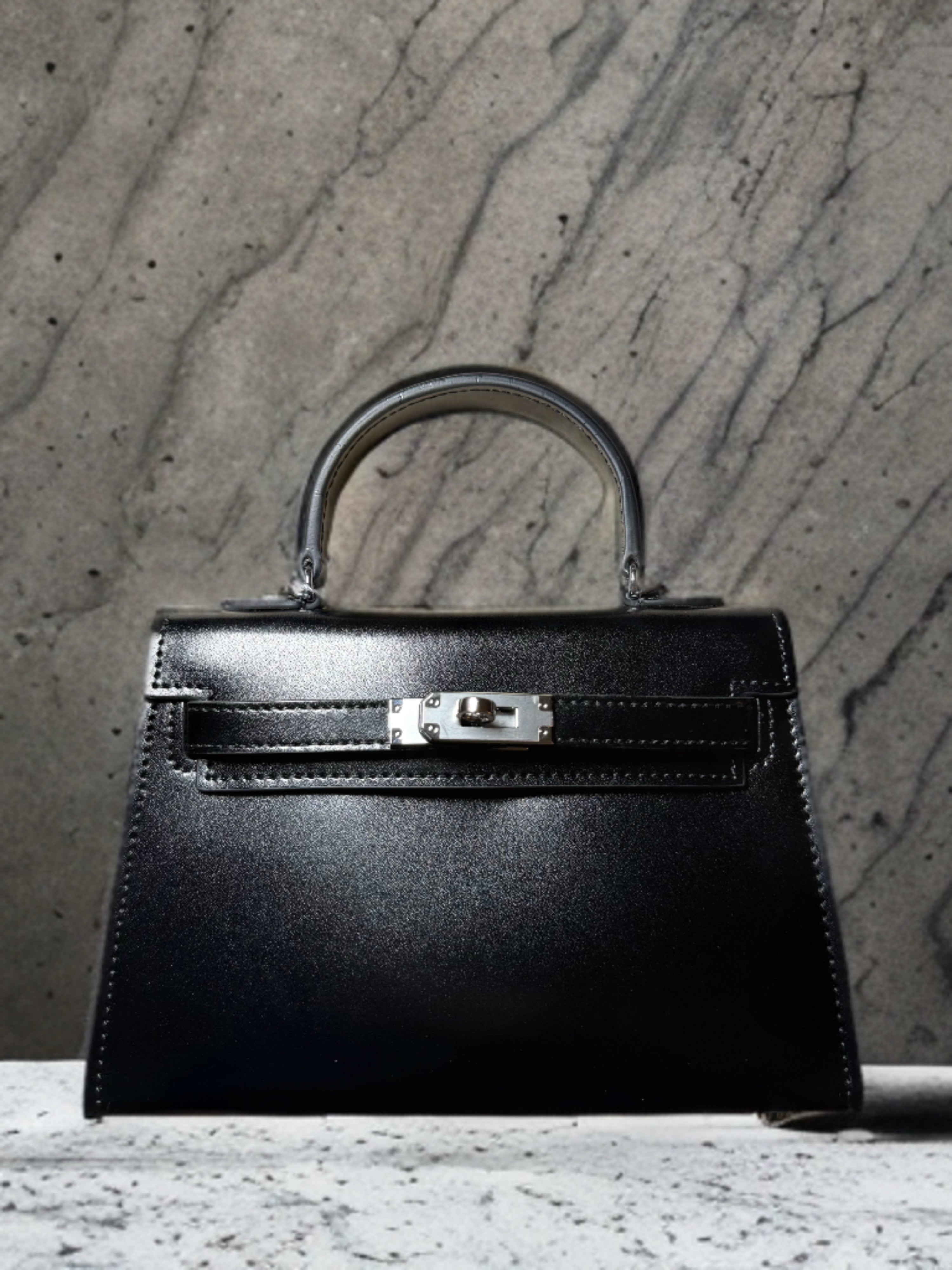 Mini Mademoiselle Kelly - Black liscia