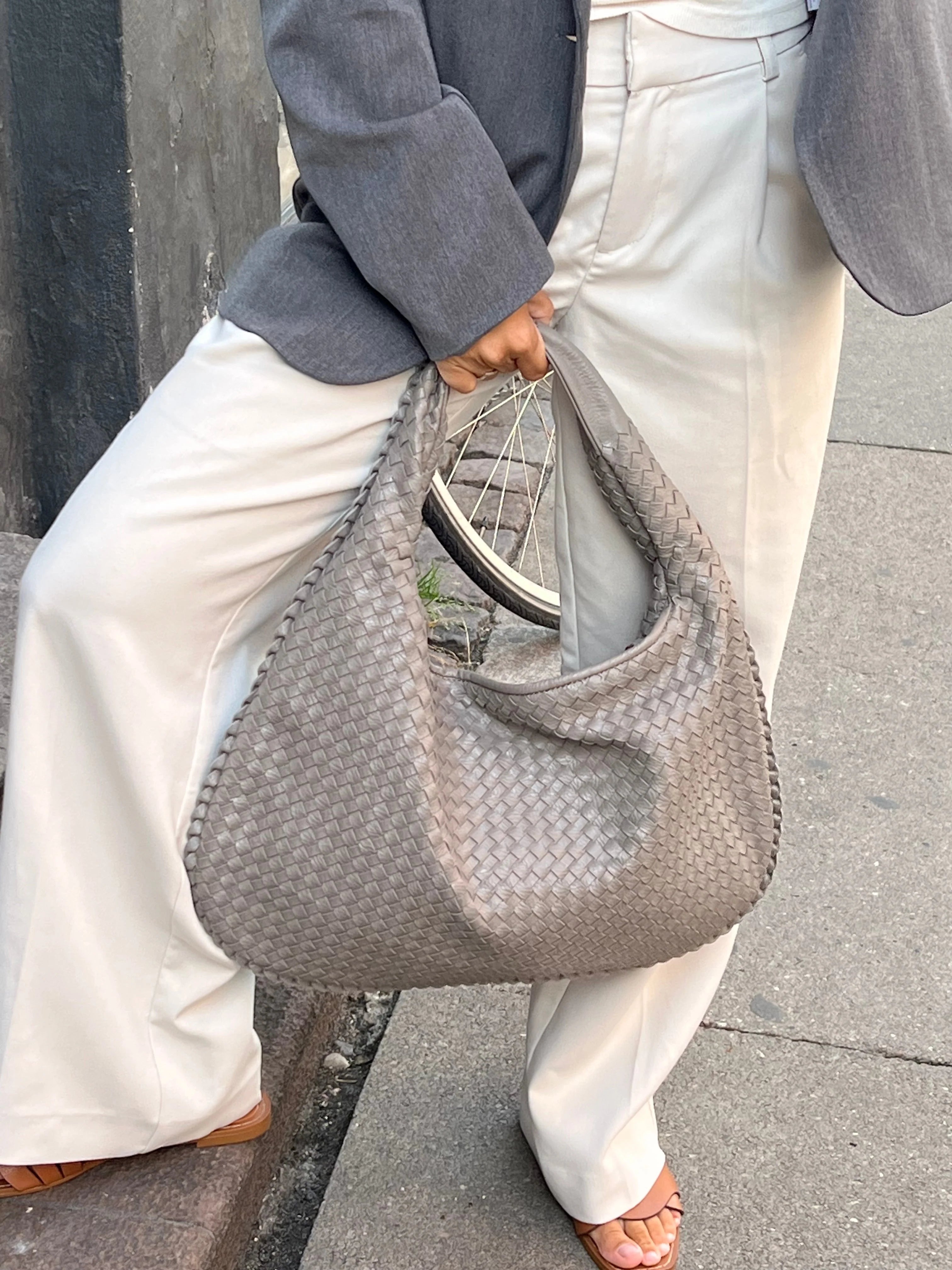 Maxi Demì-Lune -  Light Grey